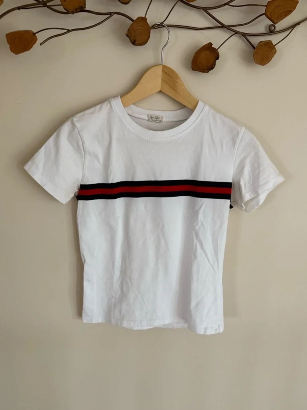 Brandy Melville/John Galt Tee - Picture 1 of 4